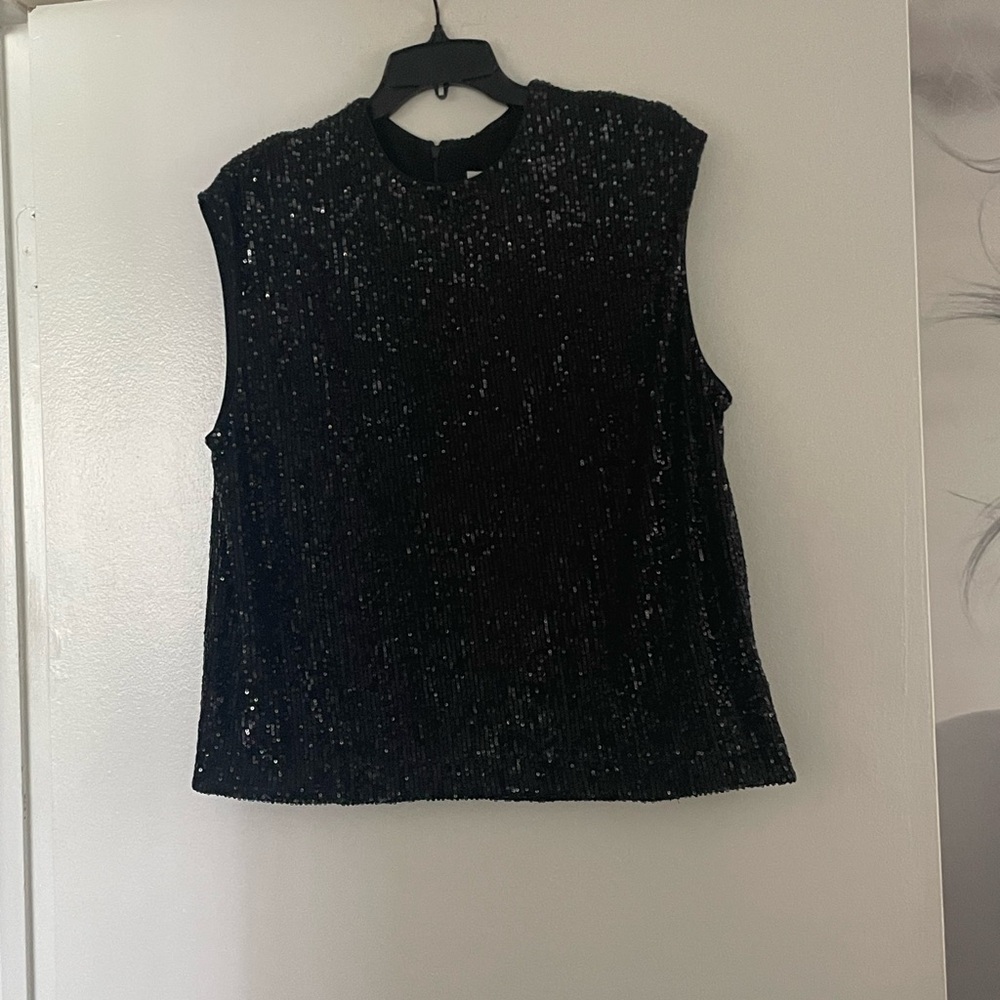 Calvin Klein Black Sequin back zipper top in XL.
